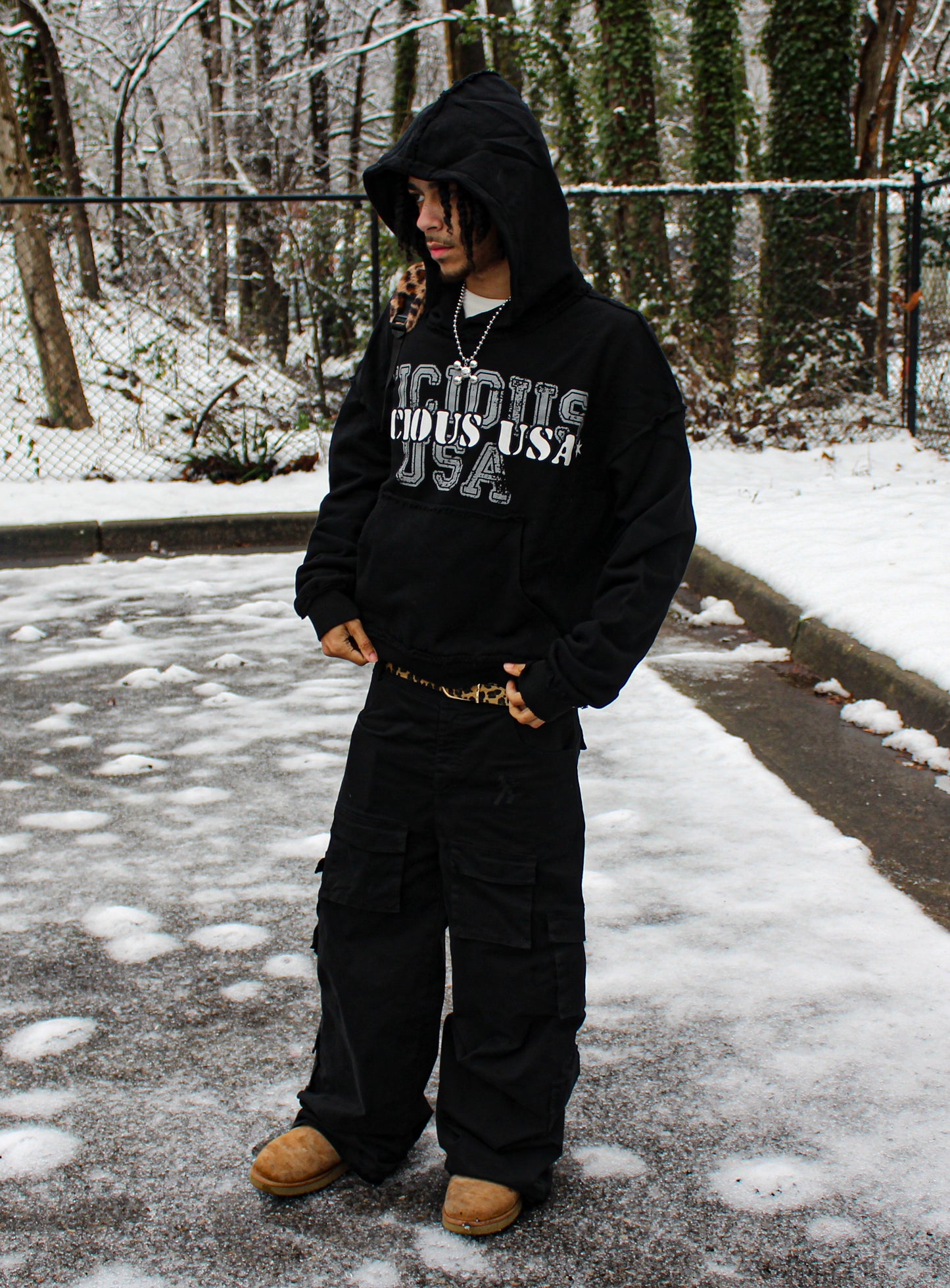 MĪLTIA HOODIE (BLACK)